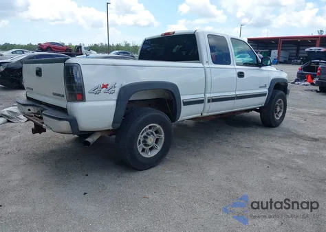 2002 Chevrolet Silverado 2500Hd Lt from USA, damaged, VIN 1GCHK29G12E262687